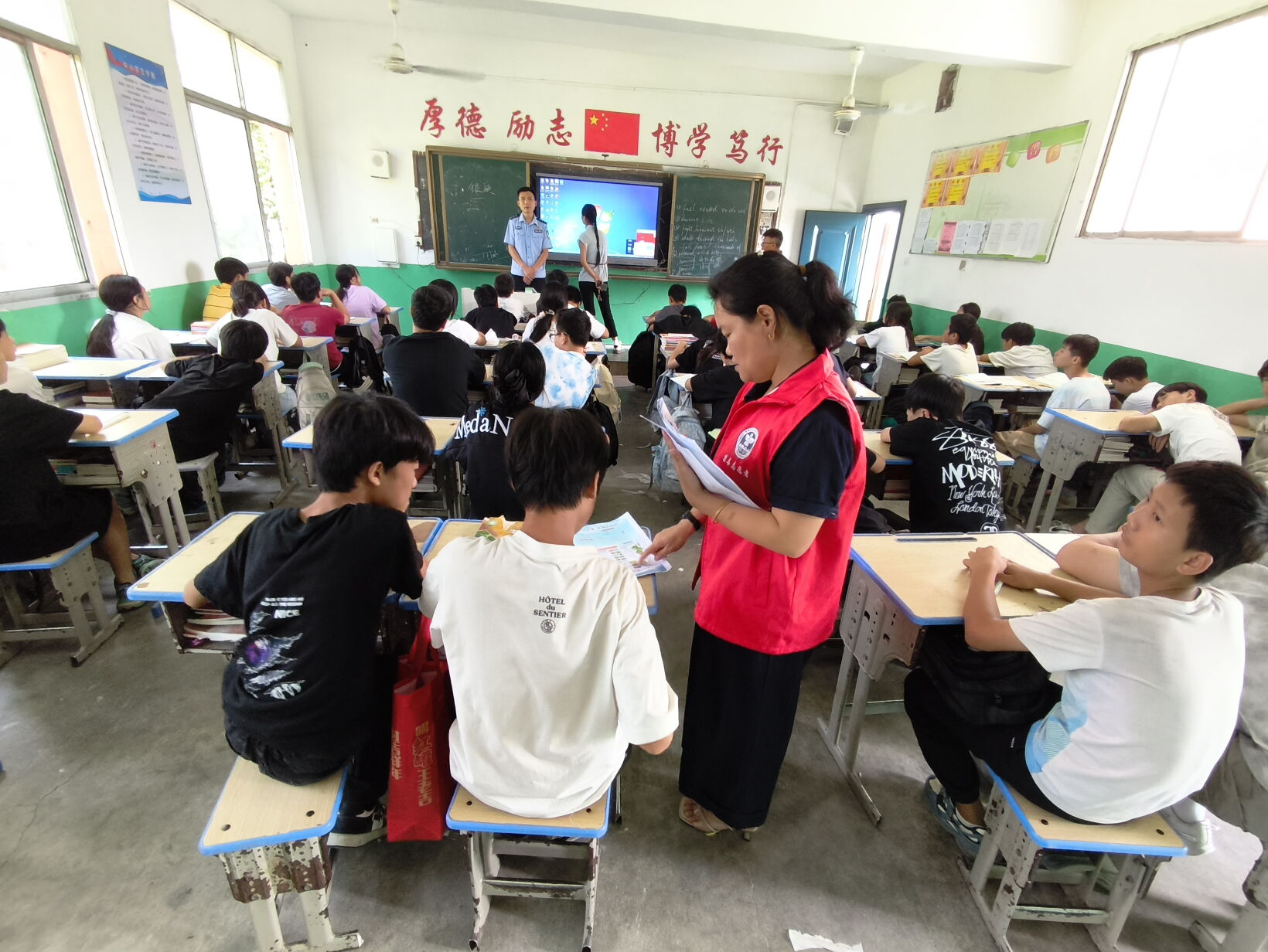 1789379199214398.png 图片1.png